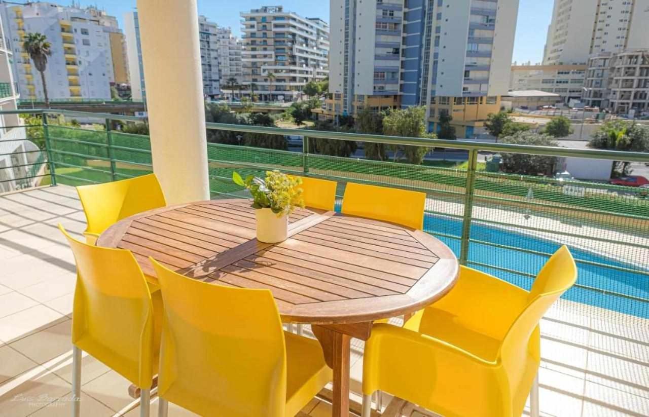 Primavera E Piscina Apartment Portimao